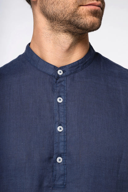 Leinenhemd für Herren mit Stehkragen