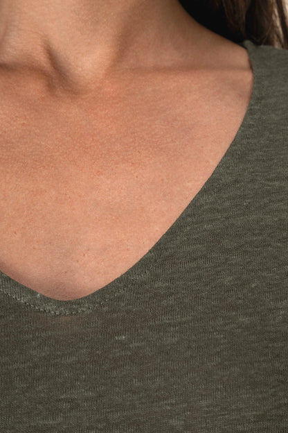 T-shirt col V en lin femme